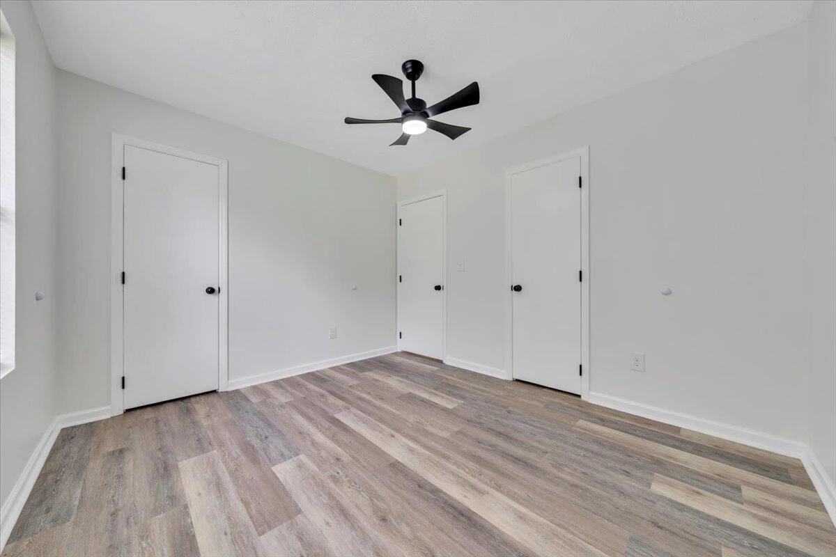 1051 Flamingo RD - Photo 18