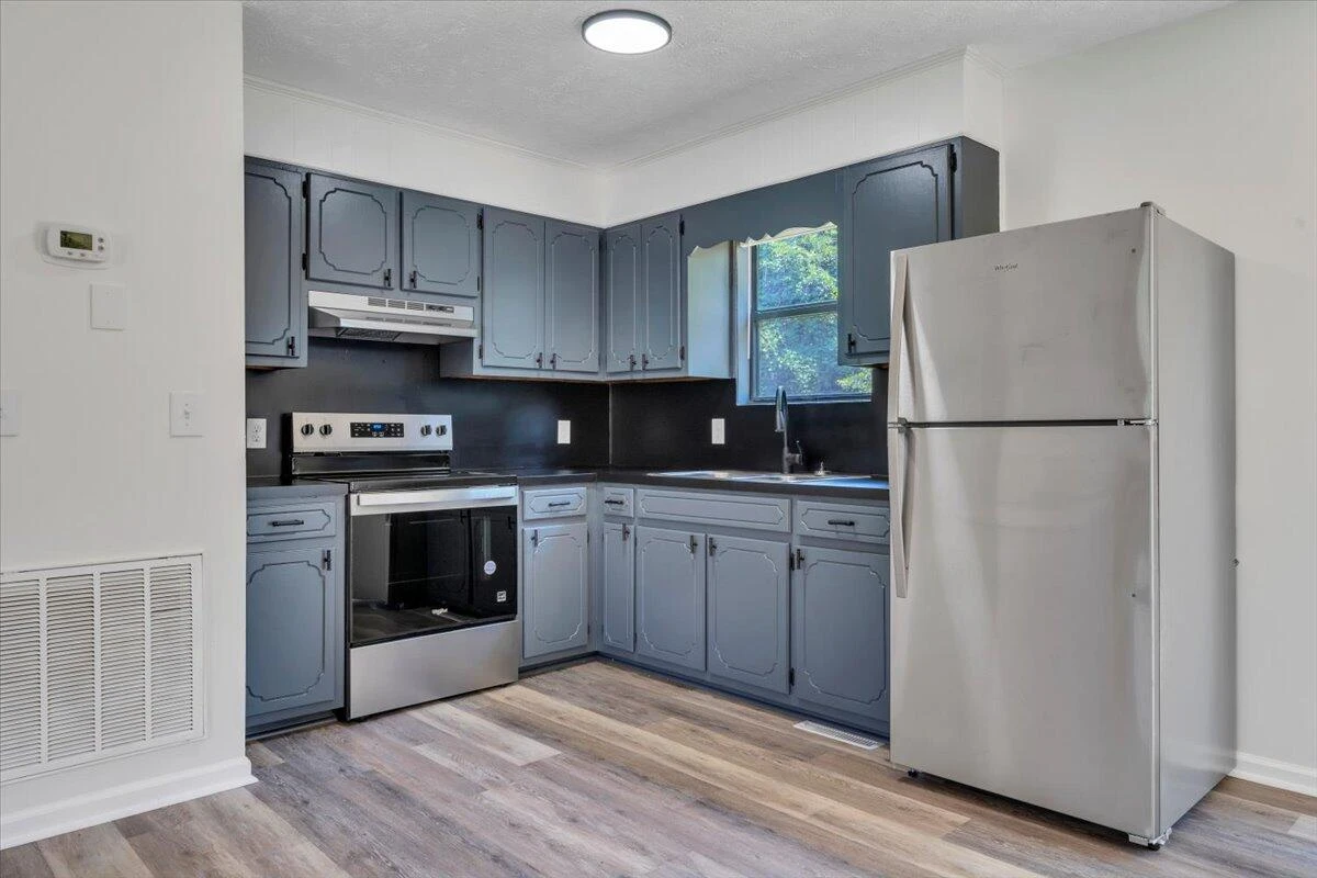 1051 Flamingo RD - Photo 9
