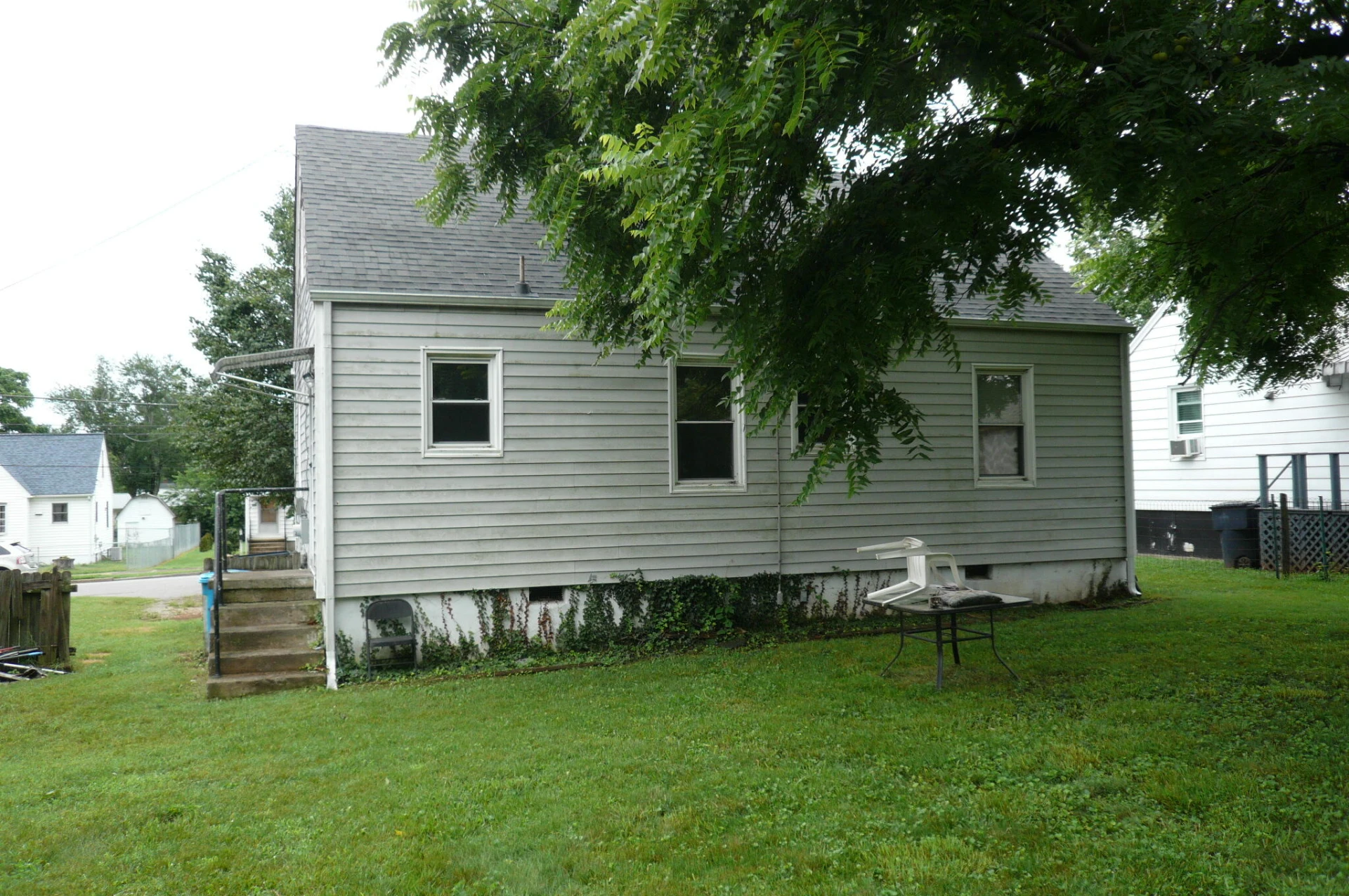 2508 Churchill DR - Photo 5