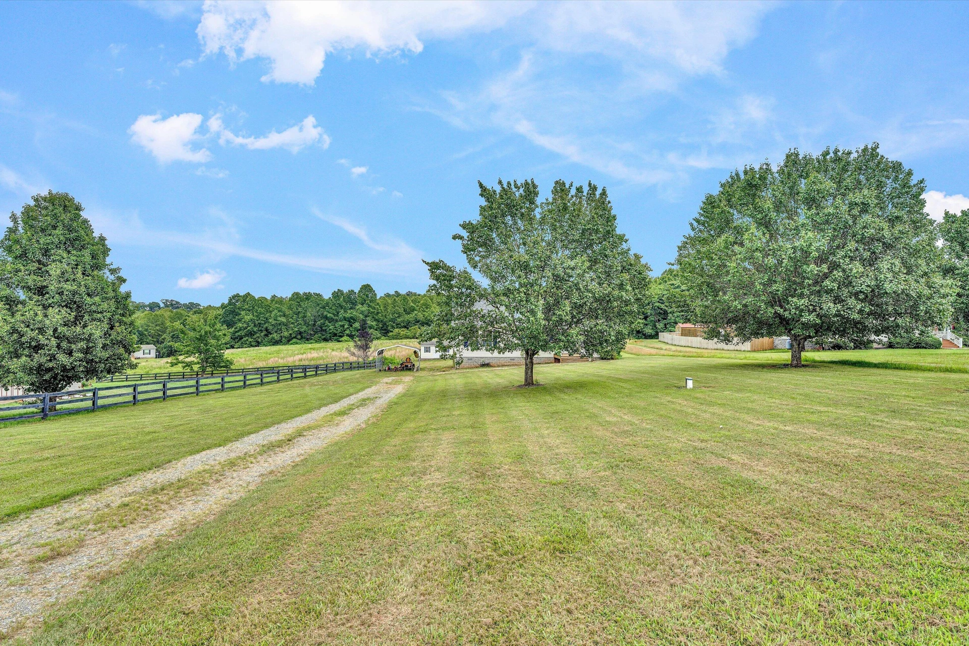 320 GREENHOUSE RD - Photo 21