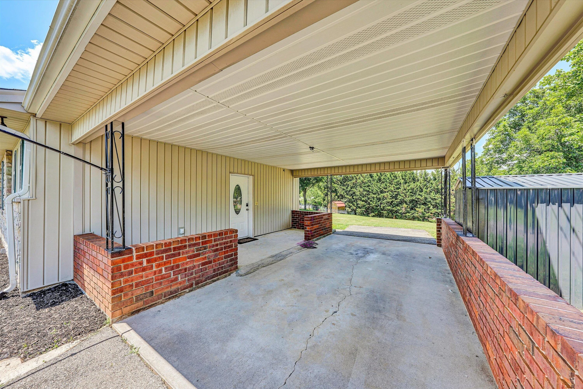 310 Daladier DR - Photo 28