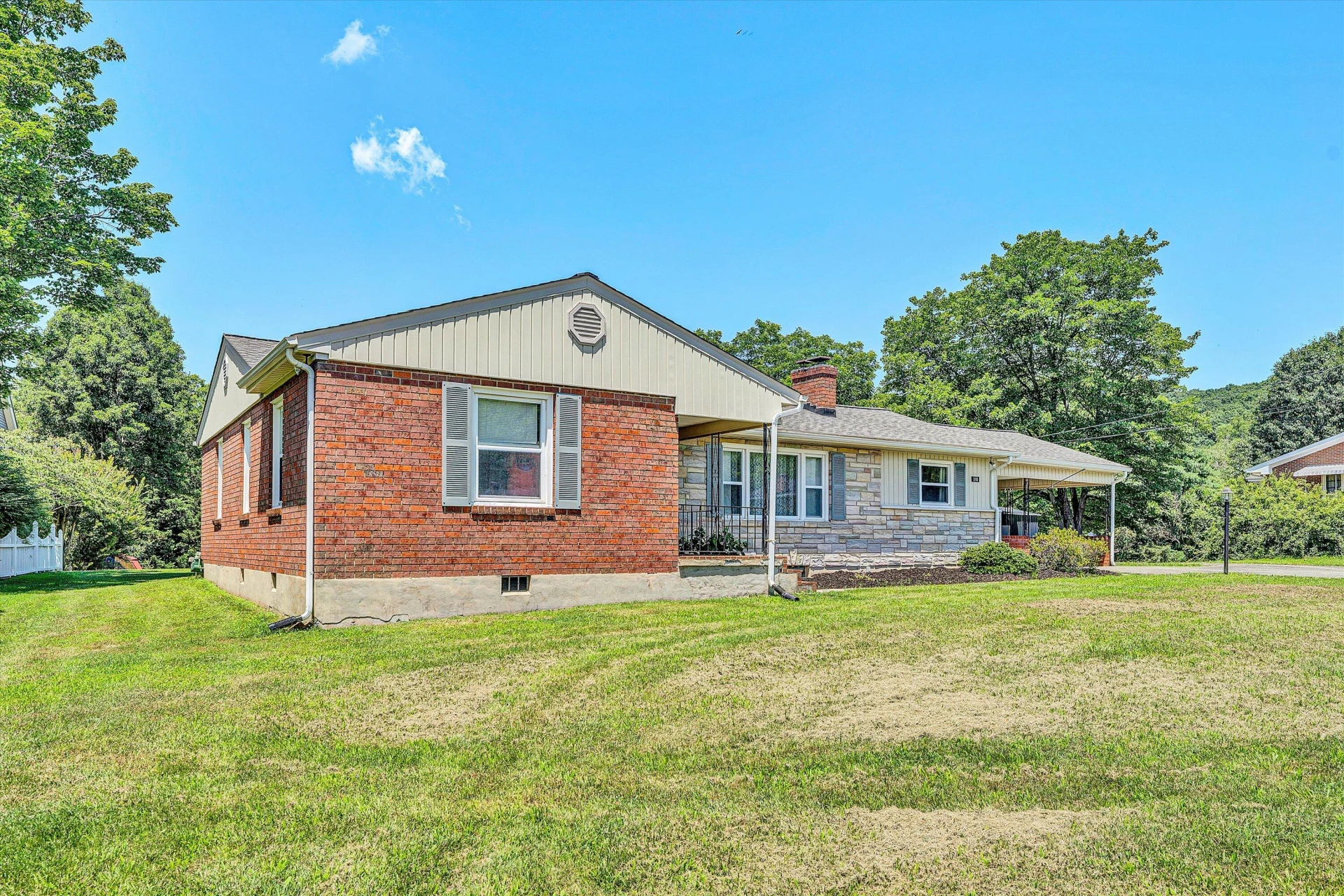 310 Daladier DR - Photo 3