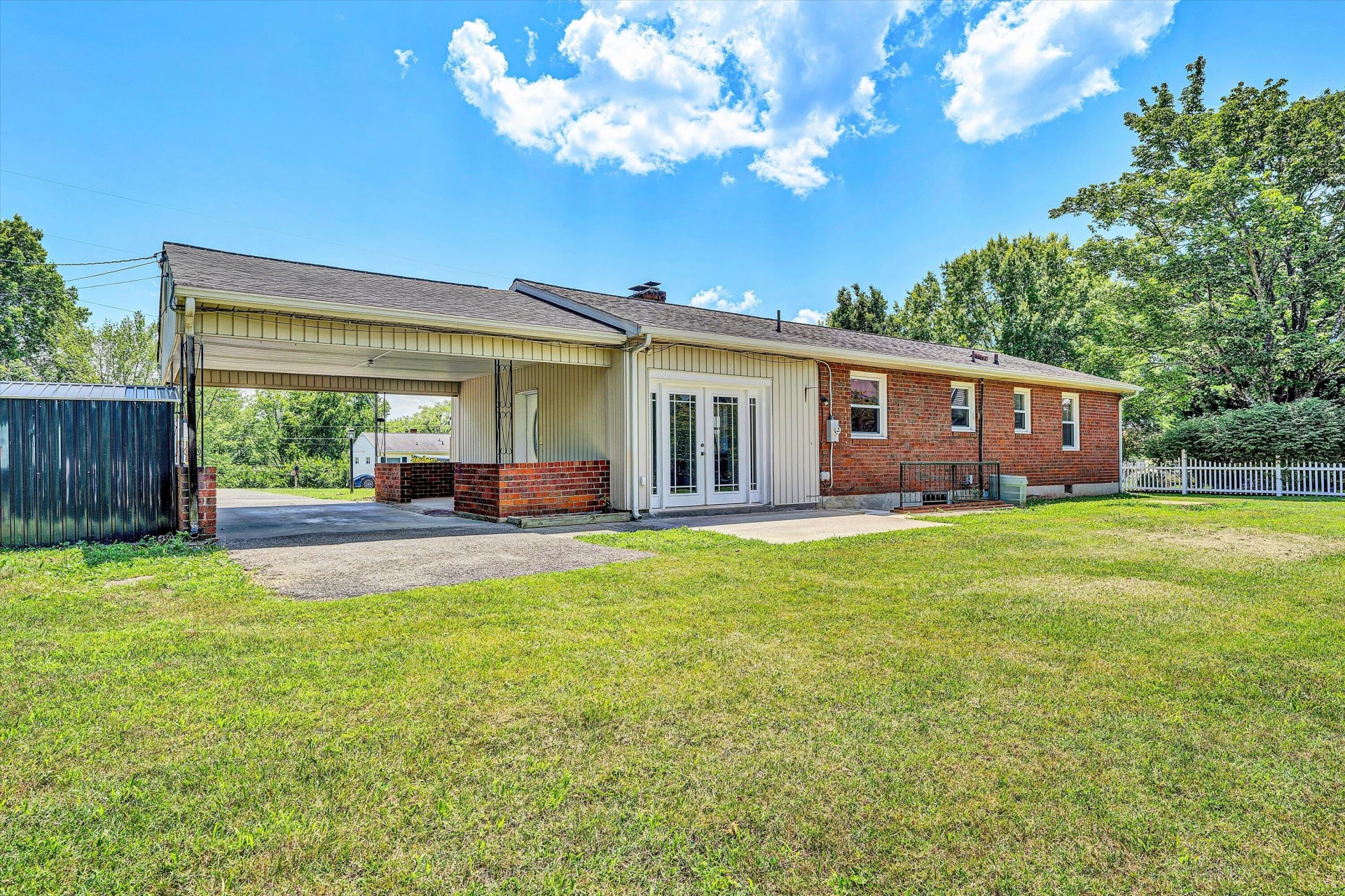 310 Daladier DR - Photo 30
