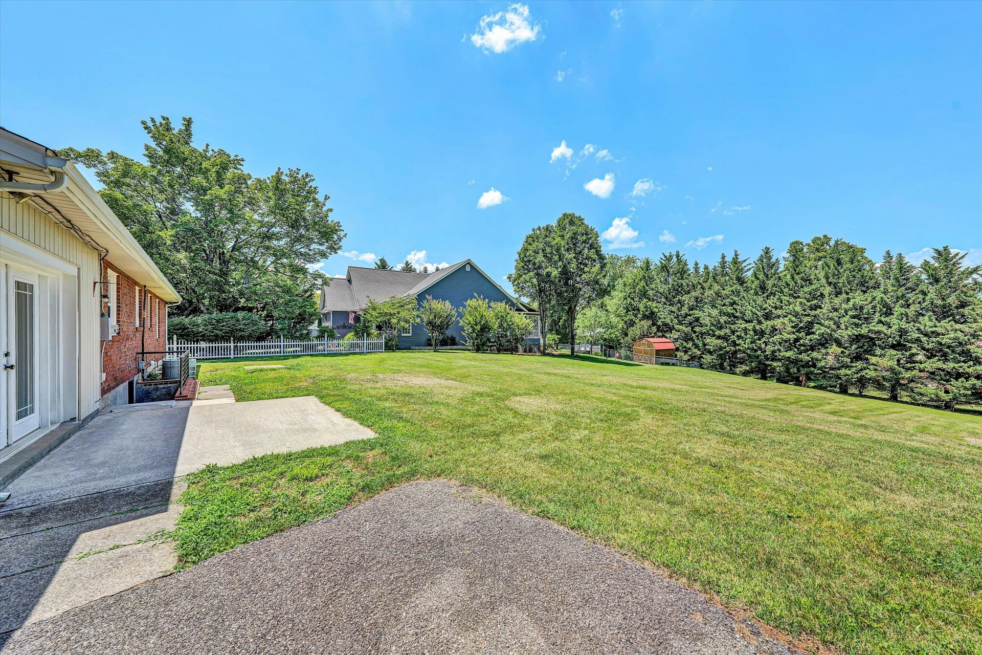 310 Daladier DR - Photo 34
