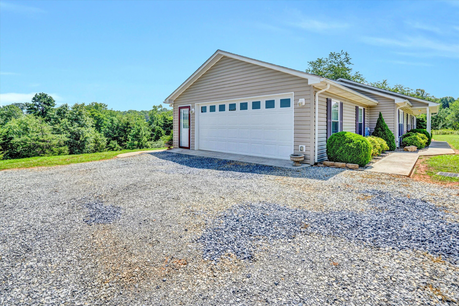 4852 Chestnut Fork RD - Photo 3