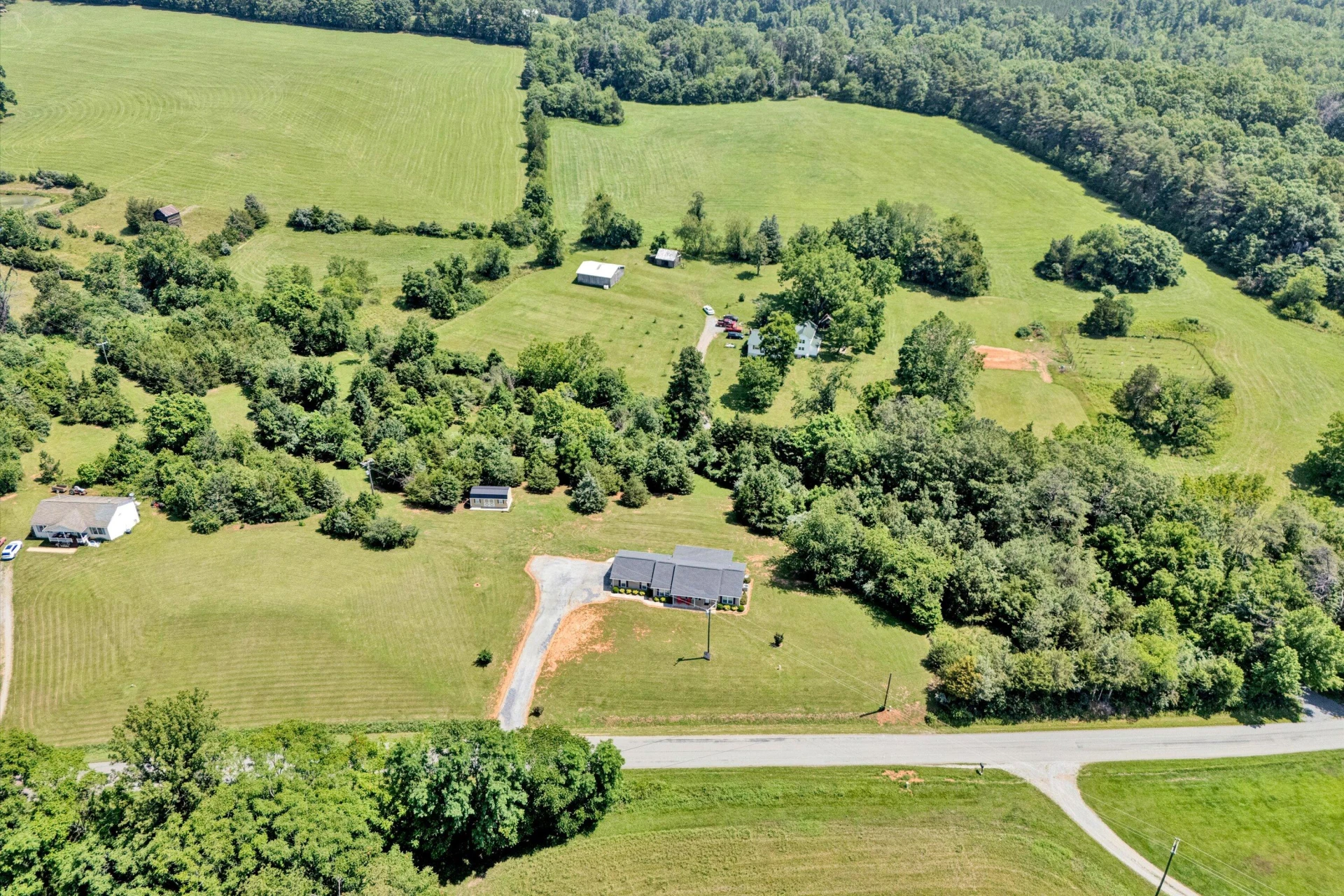 4852 Chestnut Fork RD - Photo 5