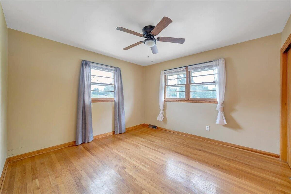 1129 Stoutamire DR - Photo 19
