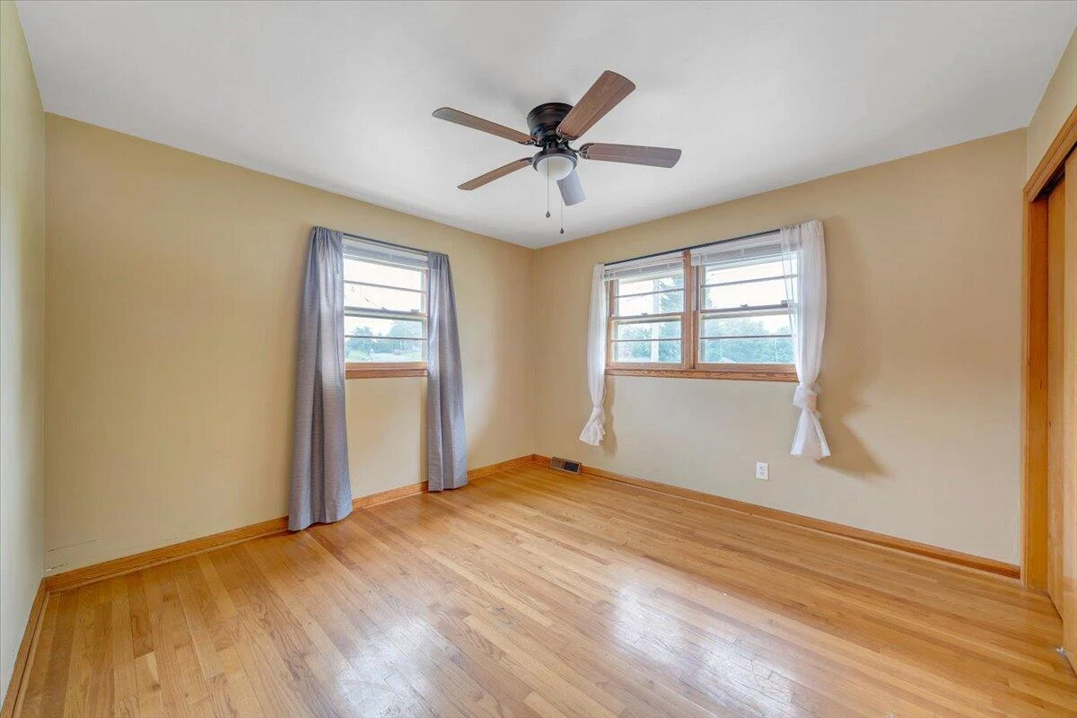 1129 Stoutamire DR - Photo 20
