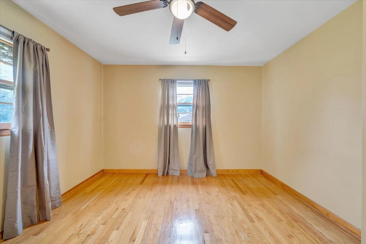 1129 Stoutamire DR - Photo 22
