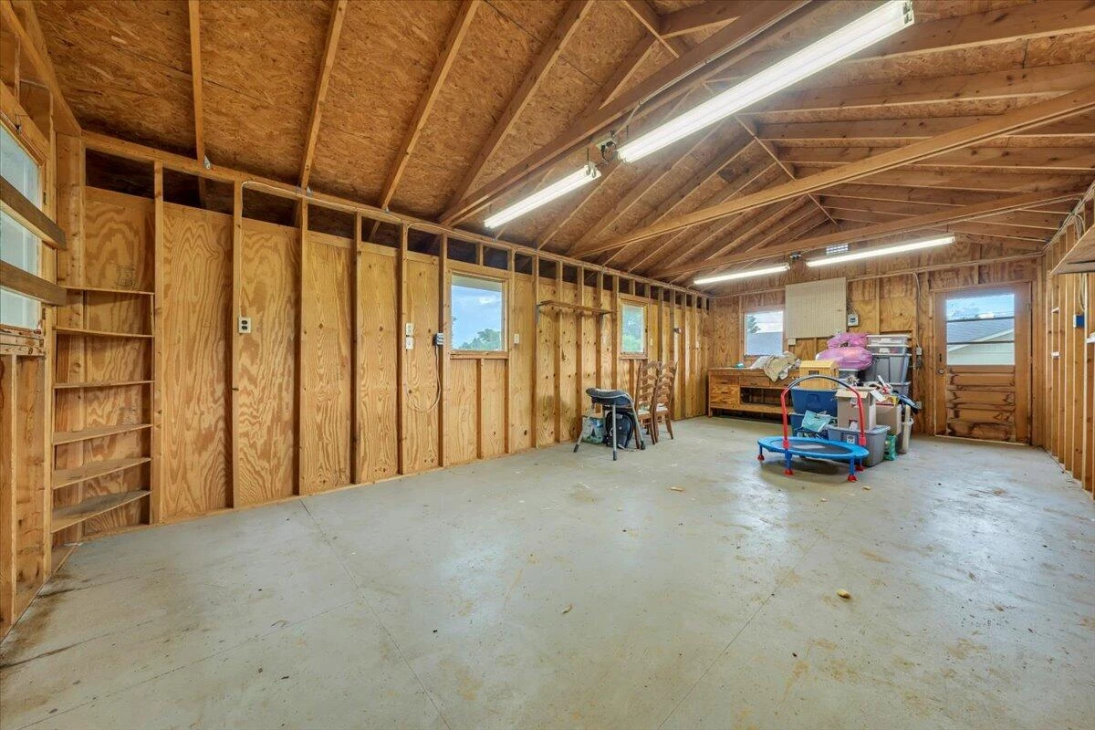 1129 Stoutamire DR - Photo 42