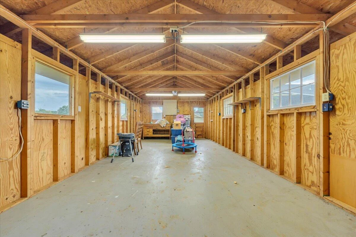 1129 Stoutamire DR - Photo 43