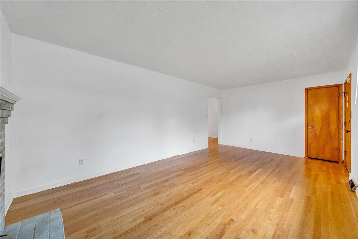 1129 Stoutamire DR - Photo 6
