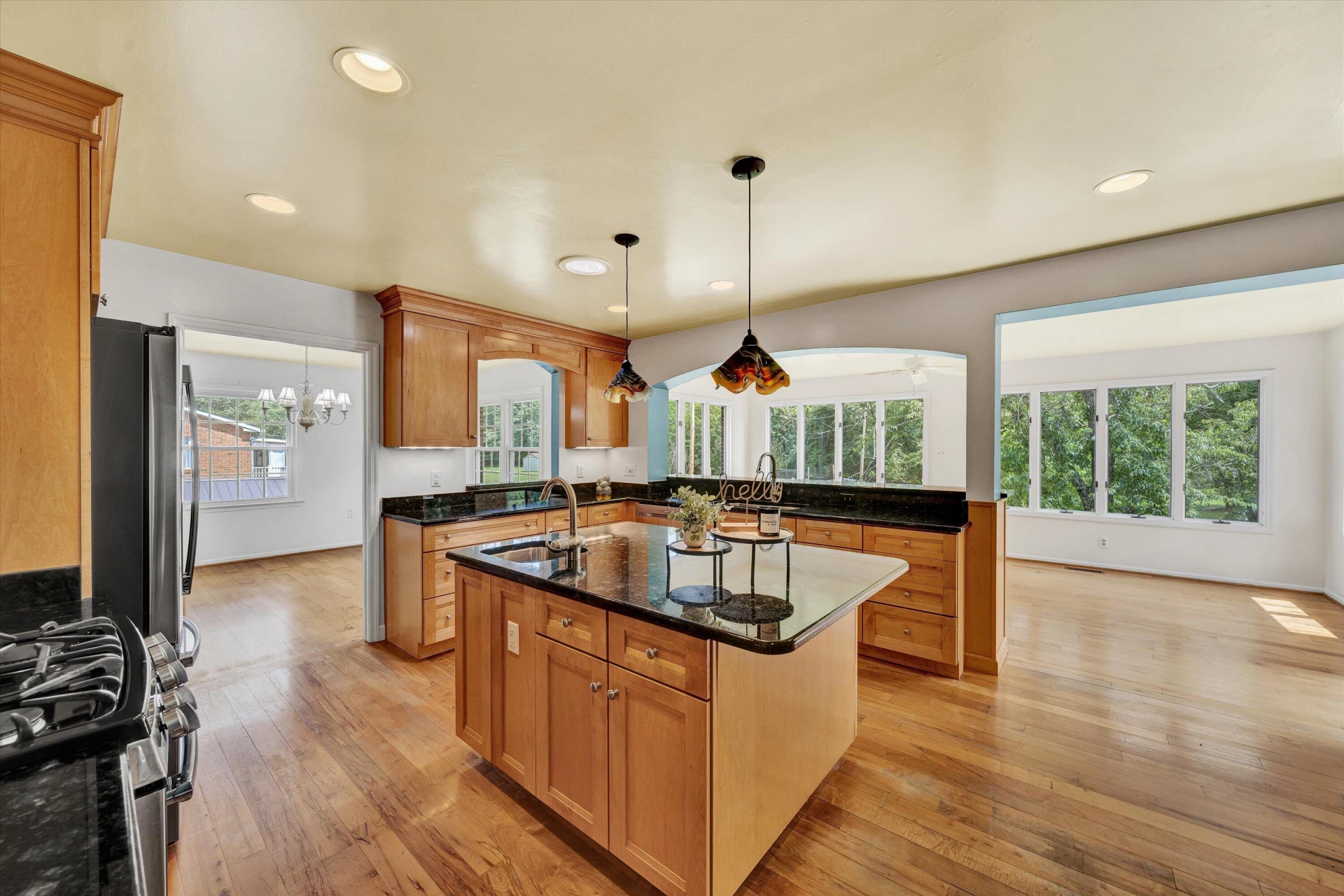 3812 Chesterton ST - Photo 14