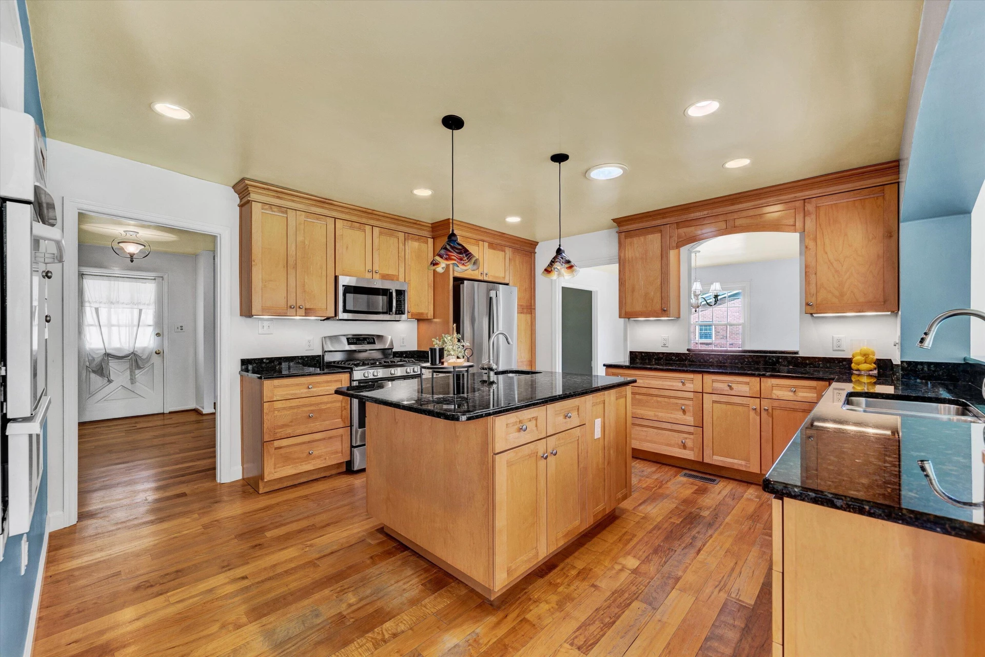 3812 Chesterton ST - Photo 18
