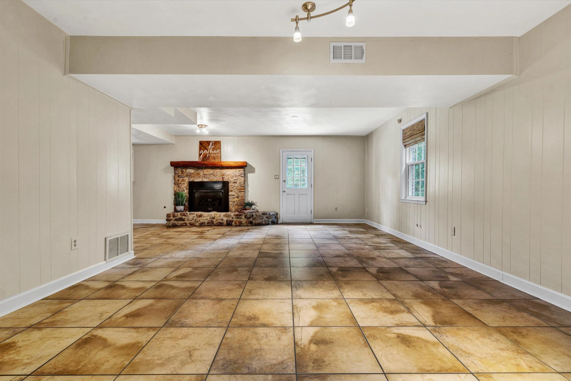 3812 Chesterton ST - Photo 31