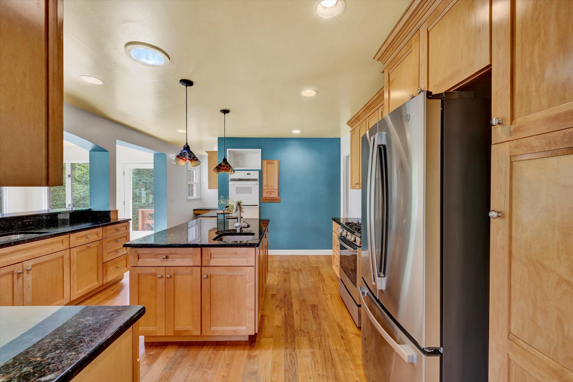 3812 Chesterton ST - Photo 11