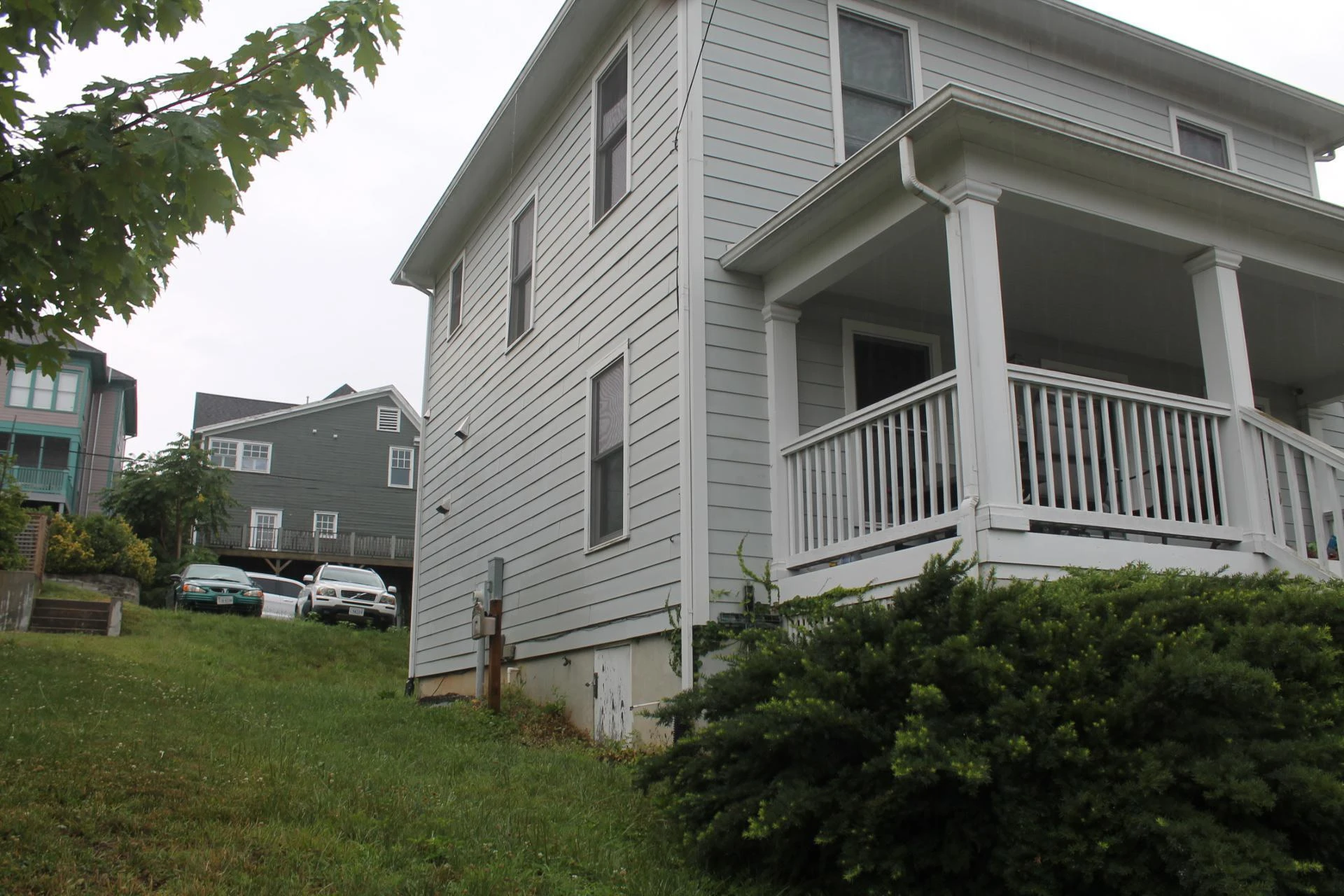 428 Marshall AVE - Photo 2