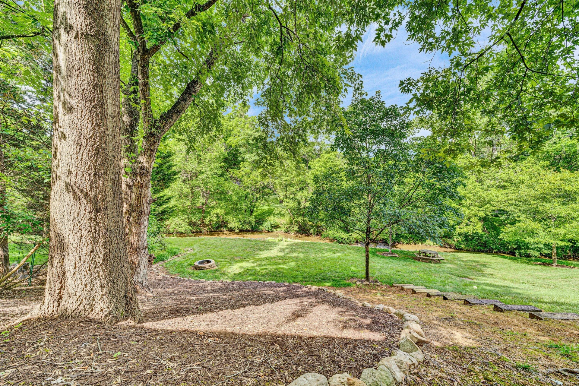 2998 Northview DR - Photo 9