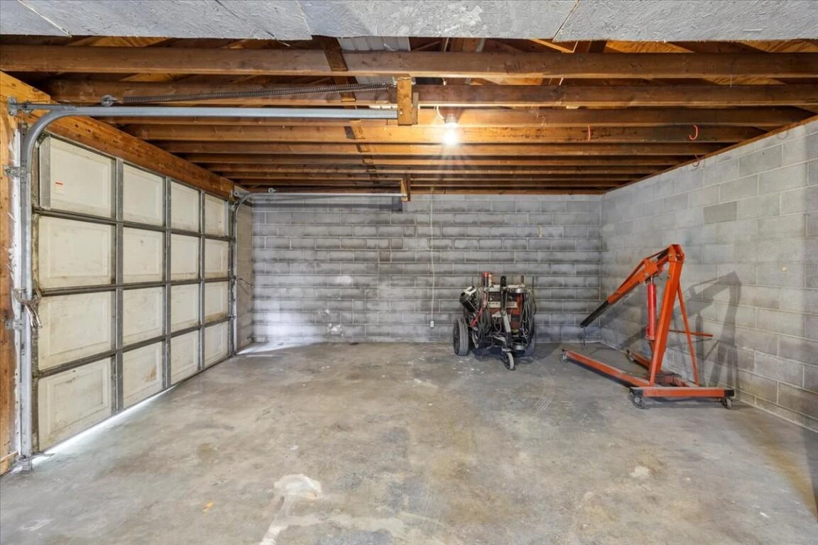 4276 Miller LN - Photo 15