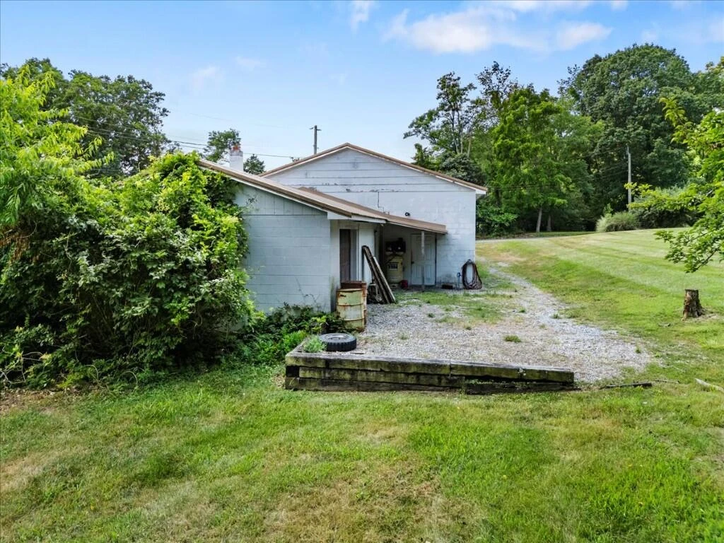 4276 Miller LN - Photo 28
