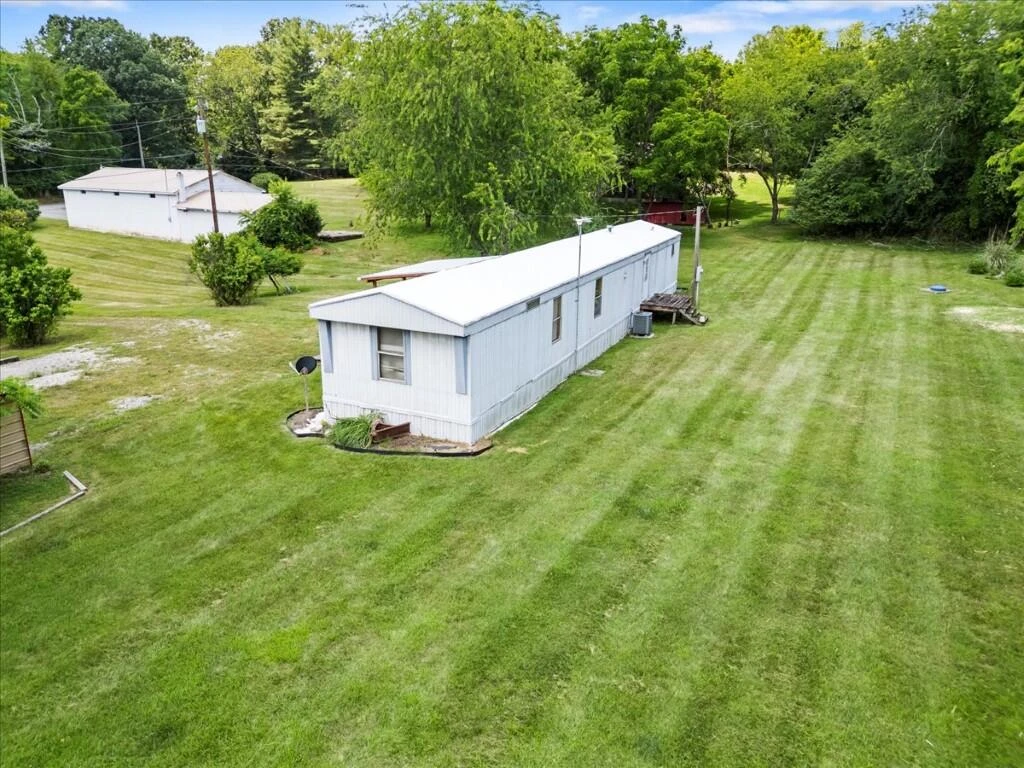 4276 Miller LN - Photo 35