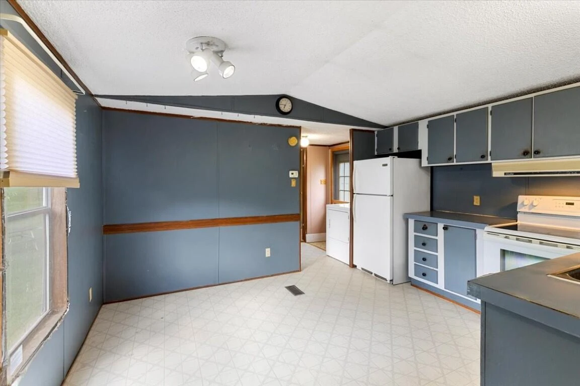 4276 Miller LN - Photo 42