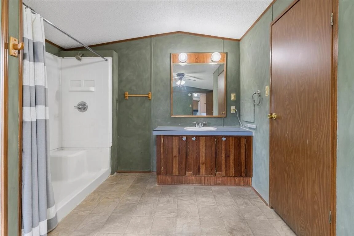 4276 Miller LN - Photo 46