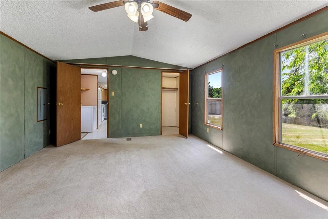 4276 Miller LN - Photo 48
