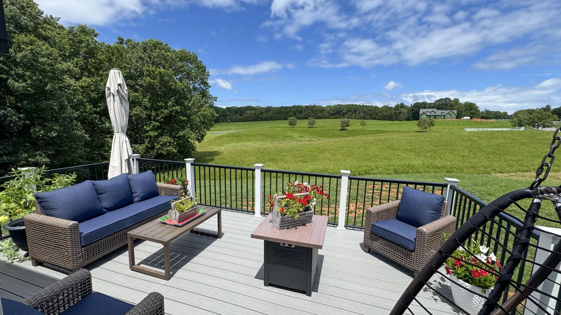 707 Farm DR - Photo 3