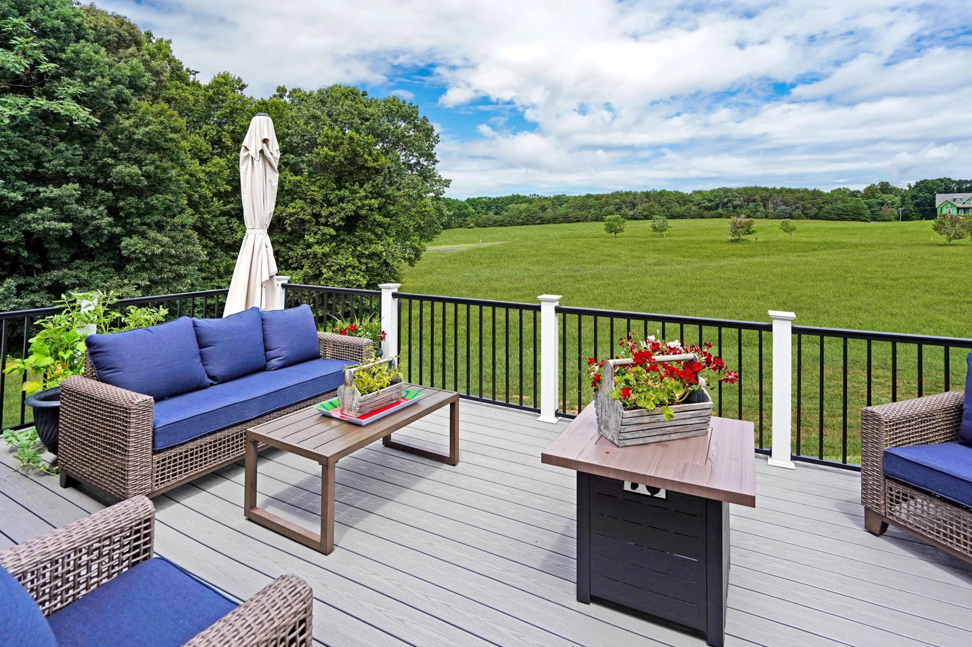 707 Farm DR - Photo 32