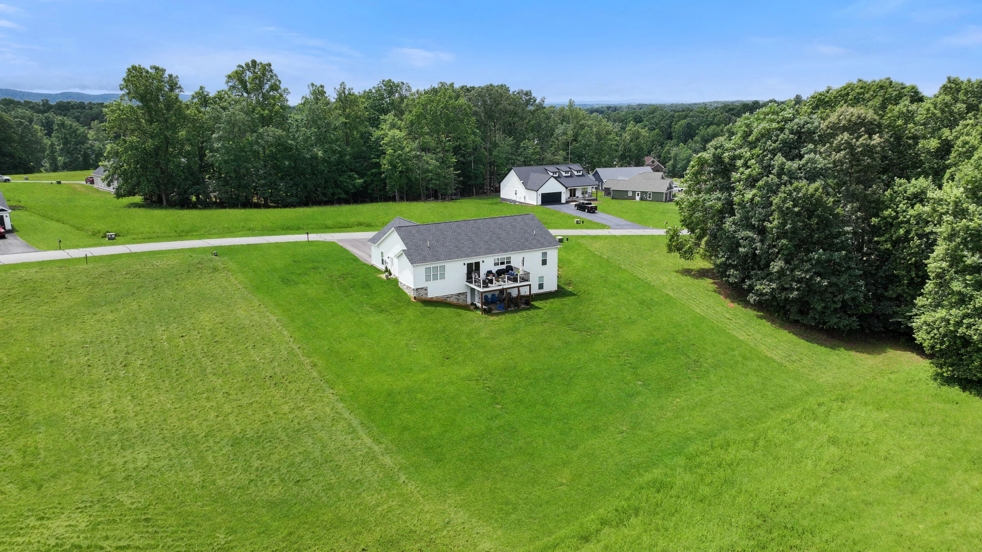 707 Farm DR - Photo 43
