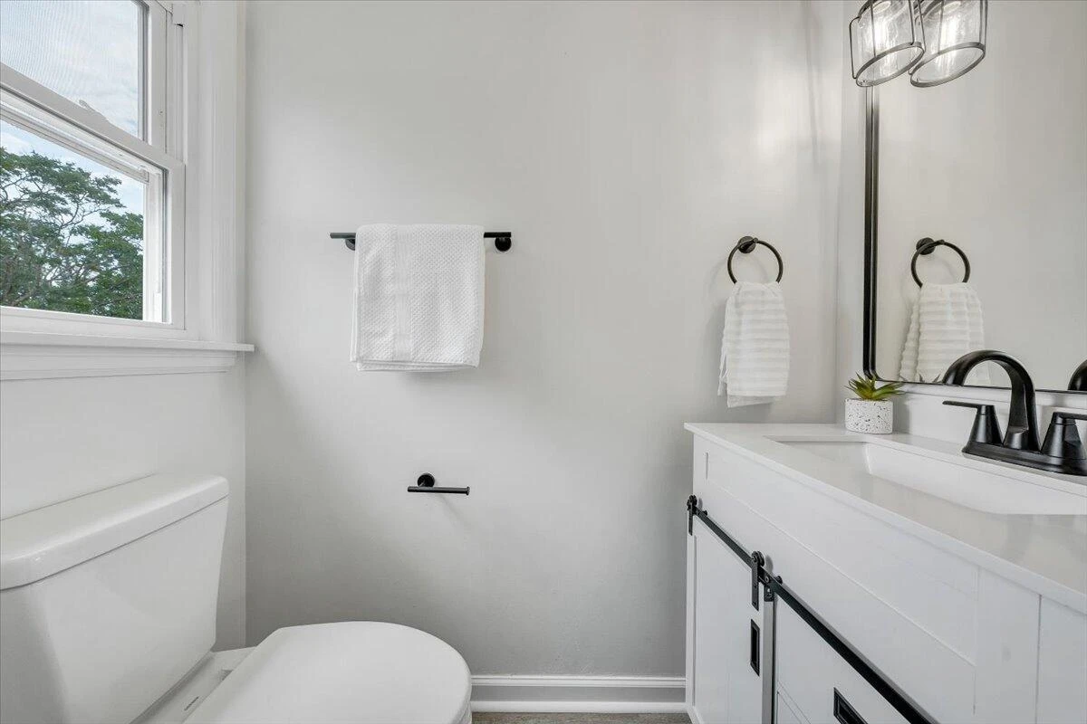 905 Emerald DR - Photo 21