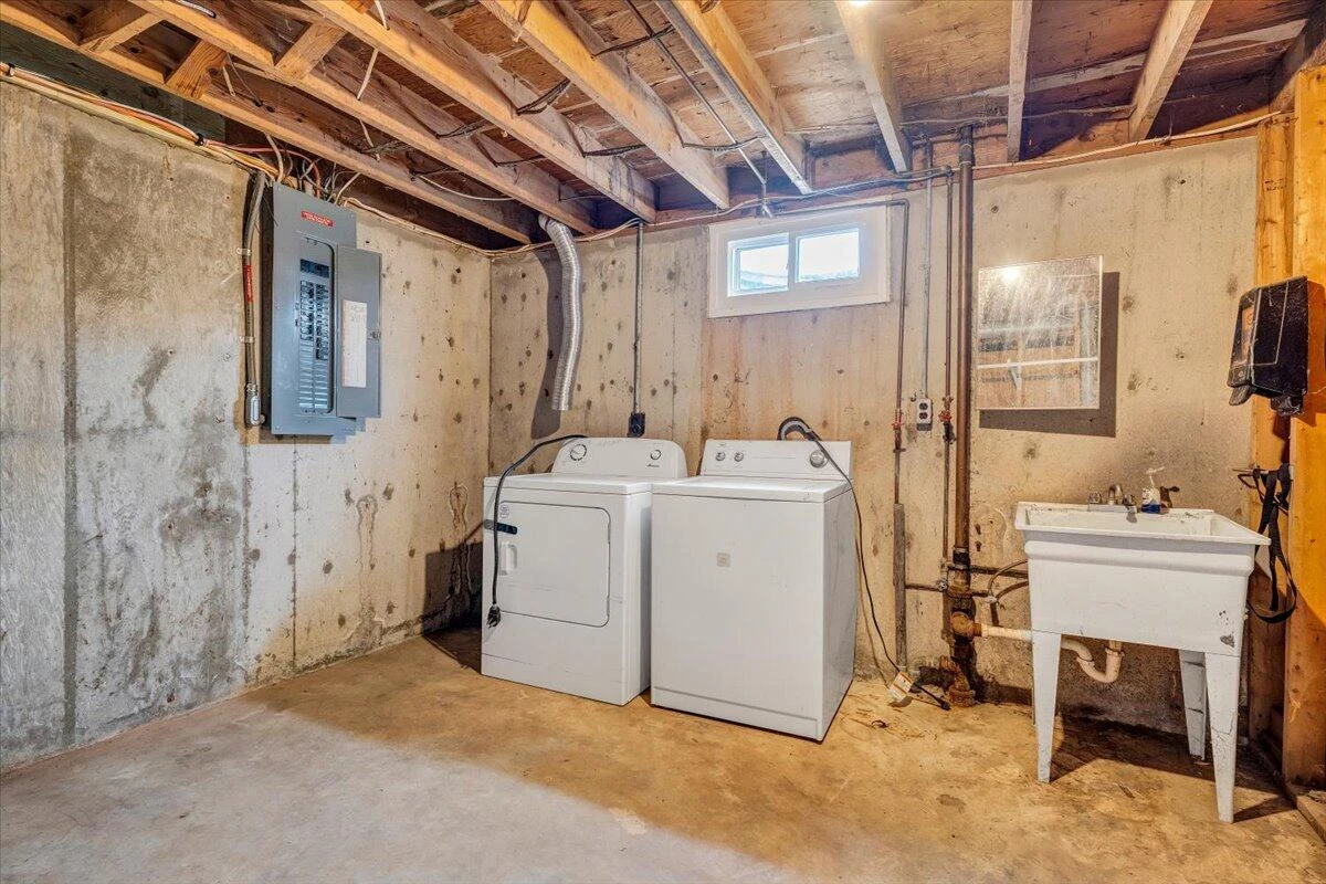 905 Emerald DR - Photo 33