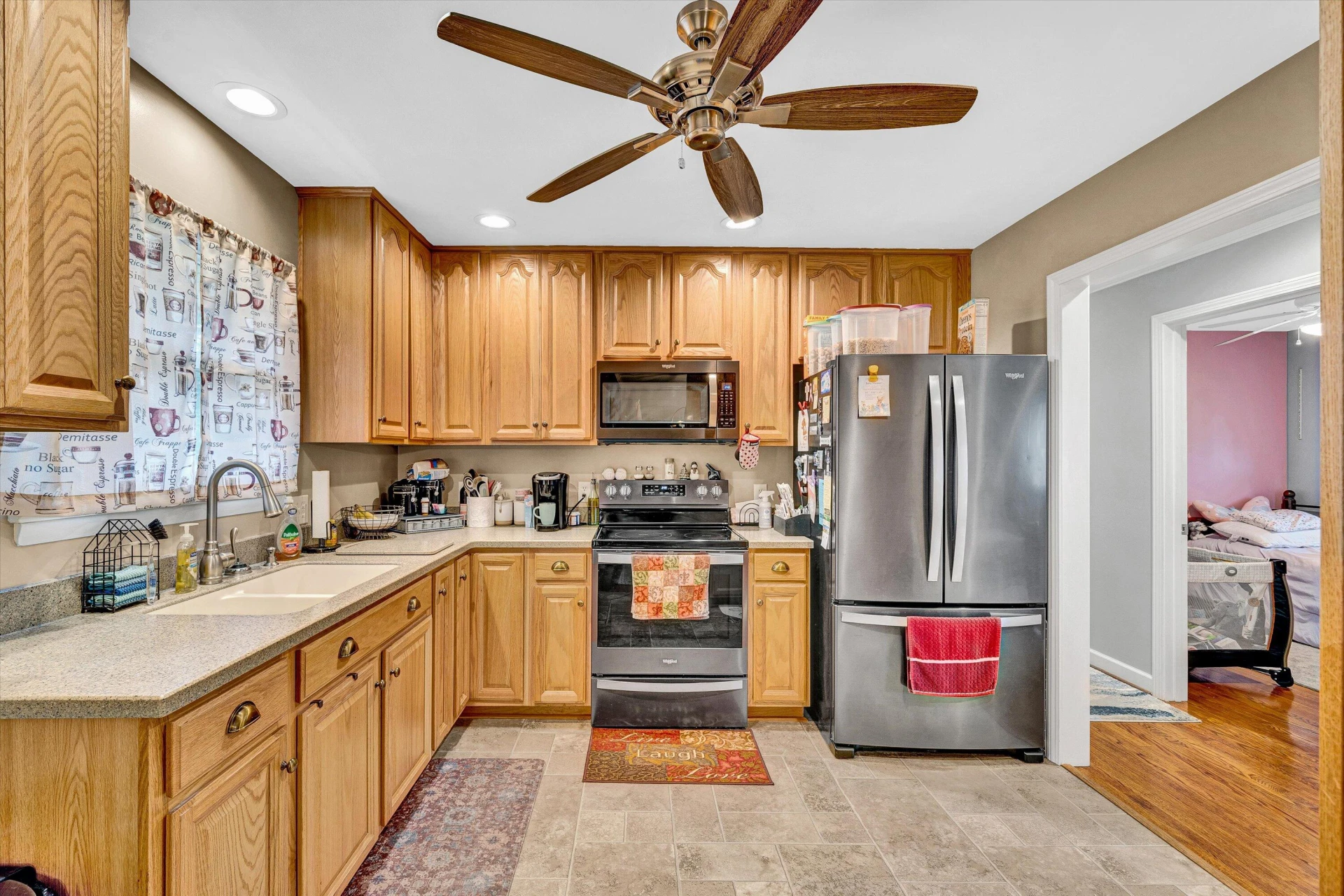 936 Ingleside LN - Photo 8