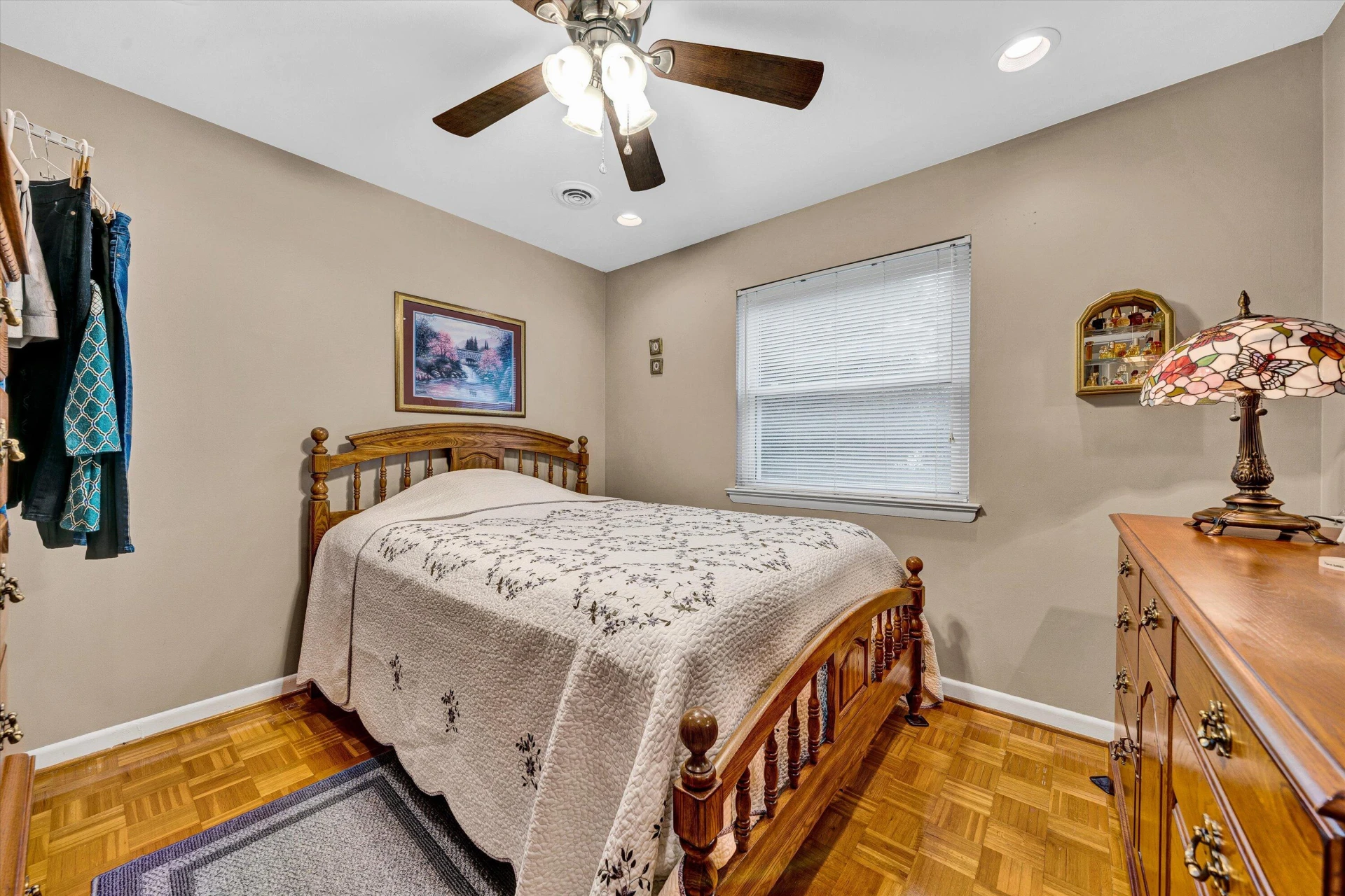 931 Ingleside LN - Photo 16