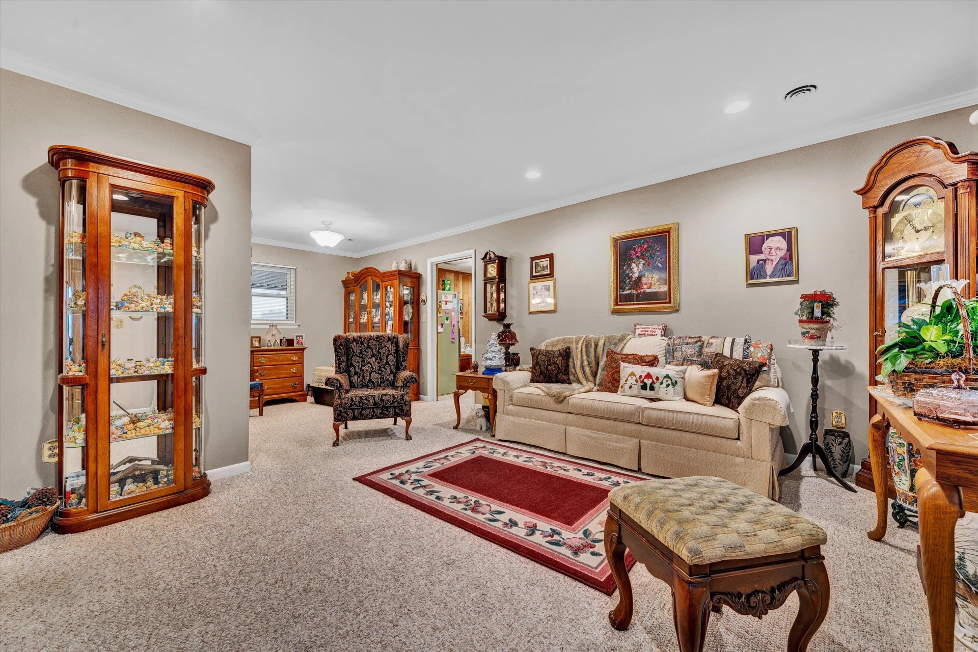 931 Ingleside LN - Photo 5
