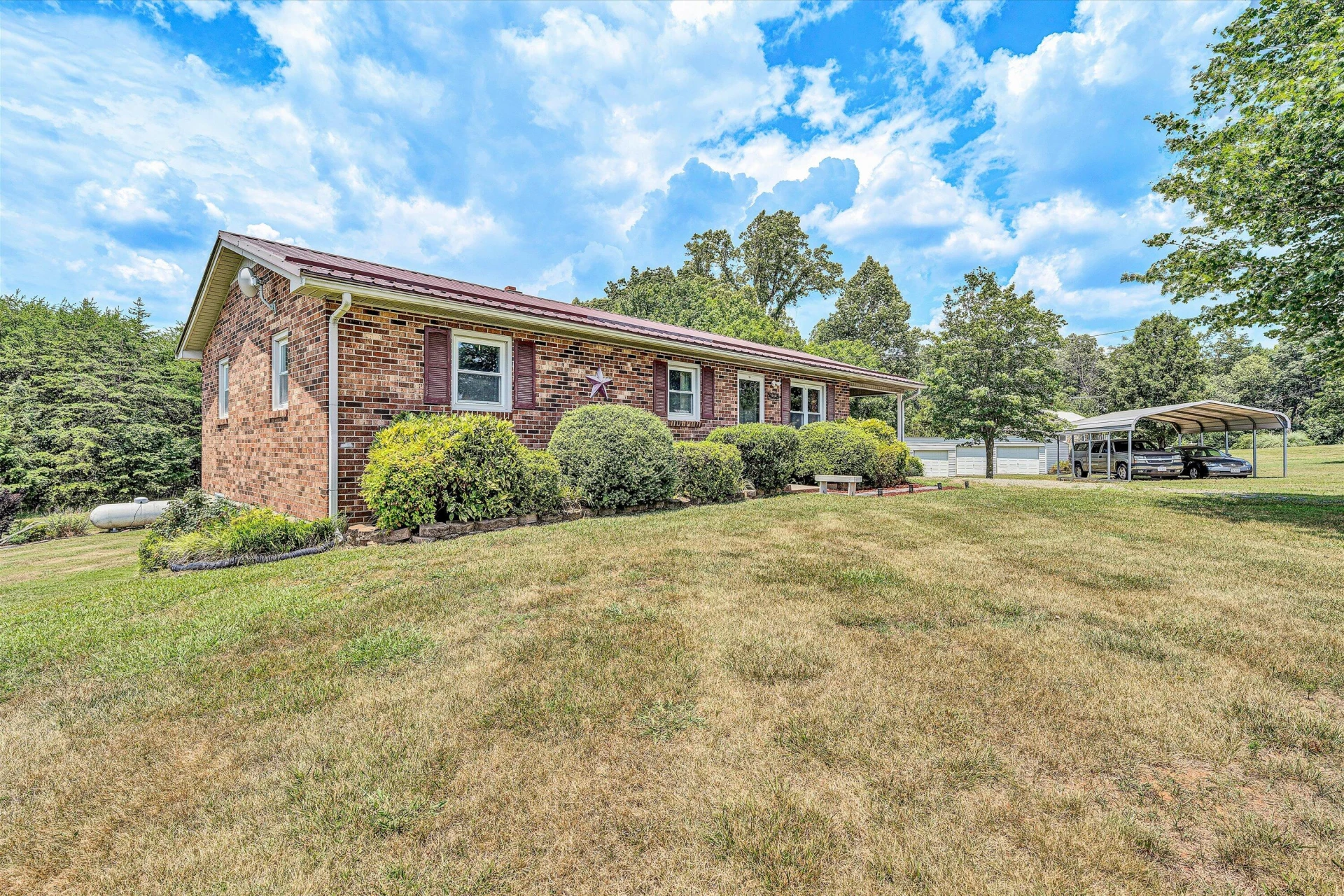 919 Sago RD - Photo 2