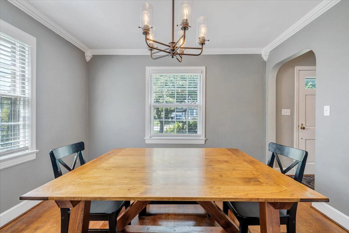 2746 Avenel AVE - Photo 12