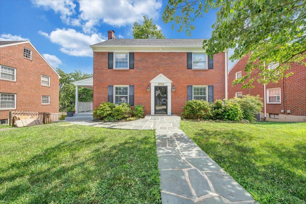 2746 Avenel AVE - Photo 2
