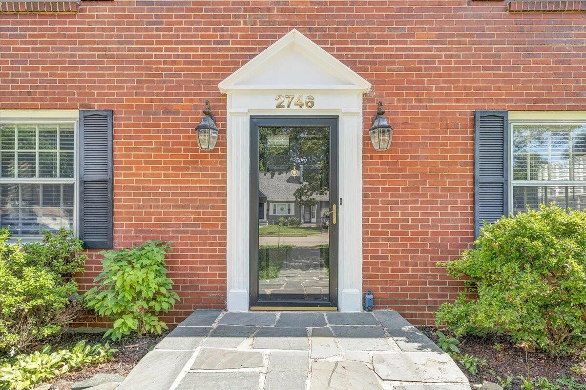 2746 Avenel AVE - Photo 53