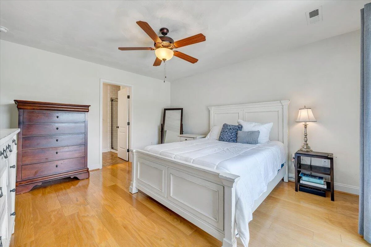 879 Walhalla CT - Photo 29