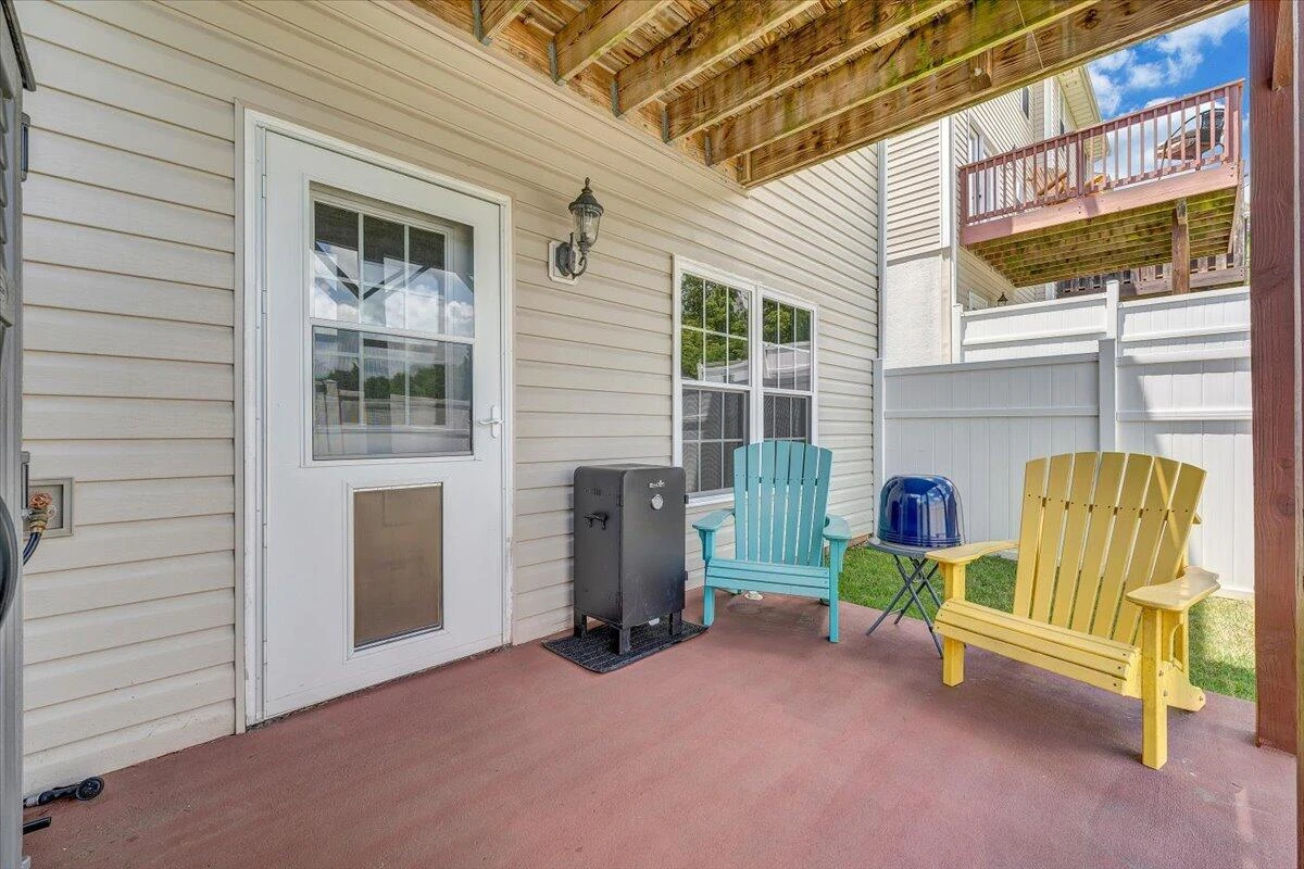 879 Walhalla CT - Photo 46