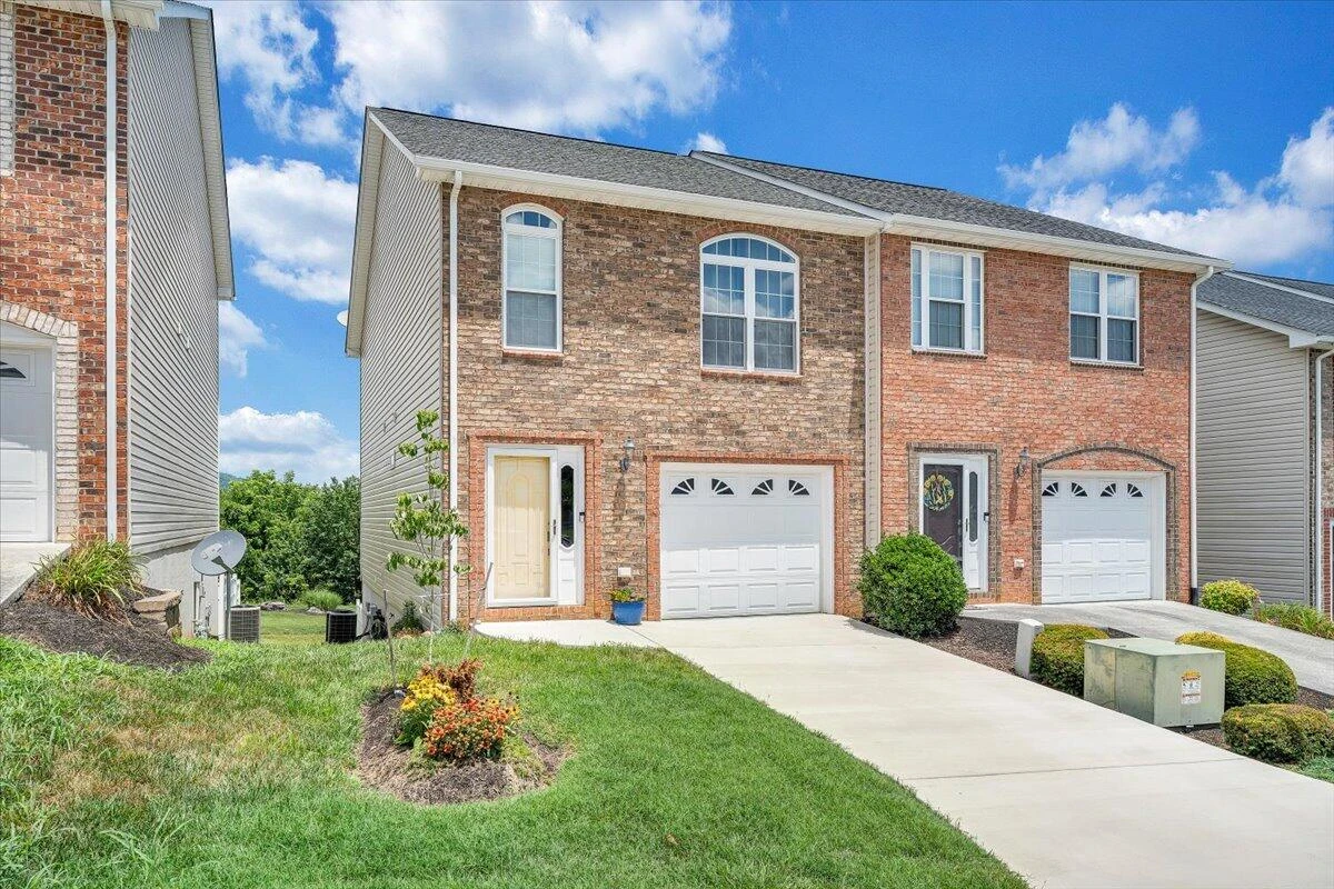 879 Walhalla CT - Photo 60