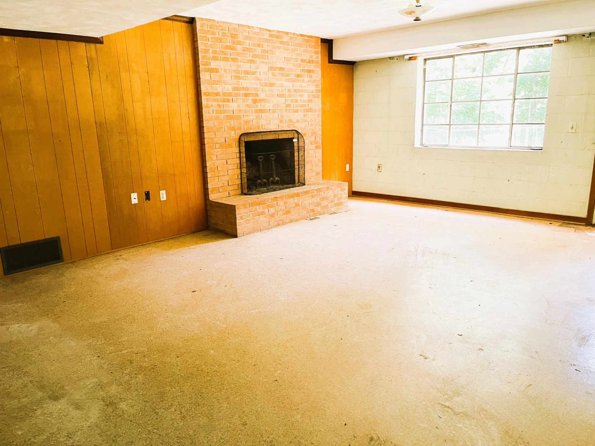 3881 LONGVIEW DR - Photo 5