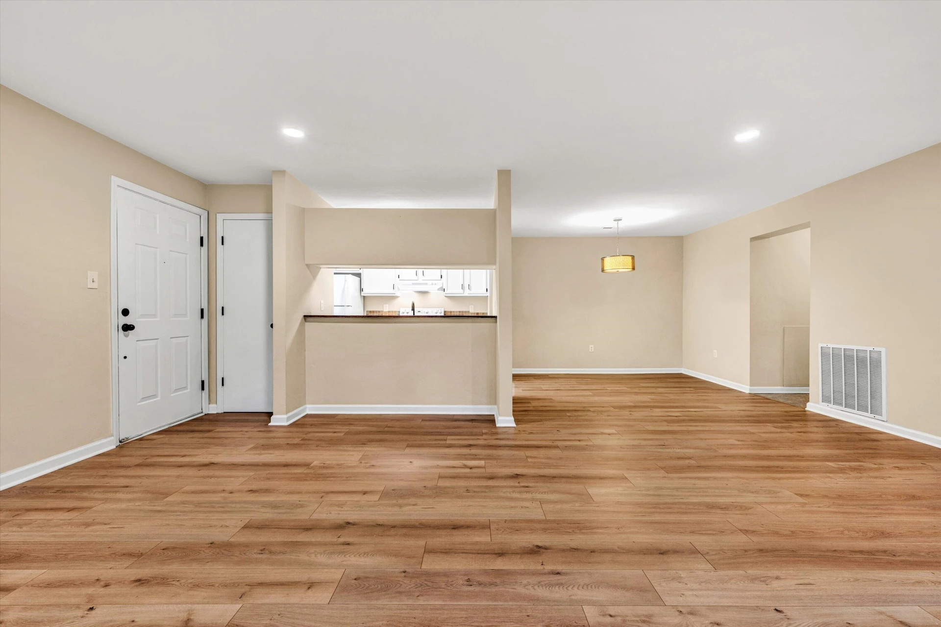 3361 Forest Ridge RD - Photo 3