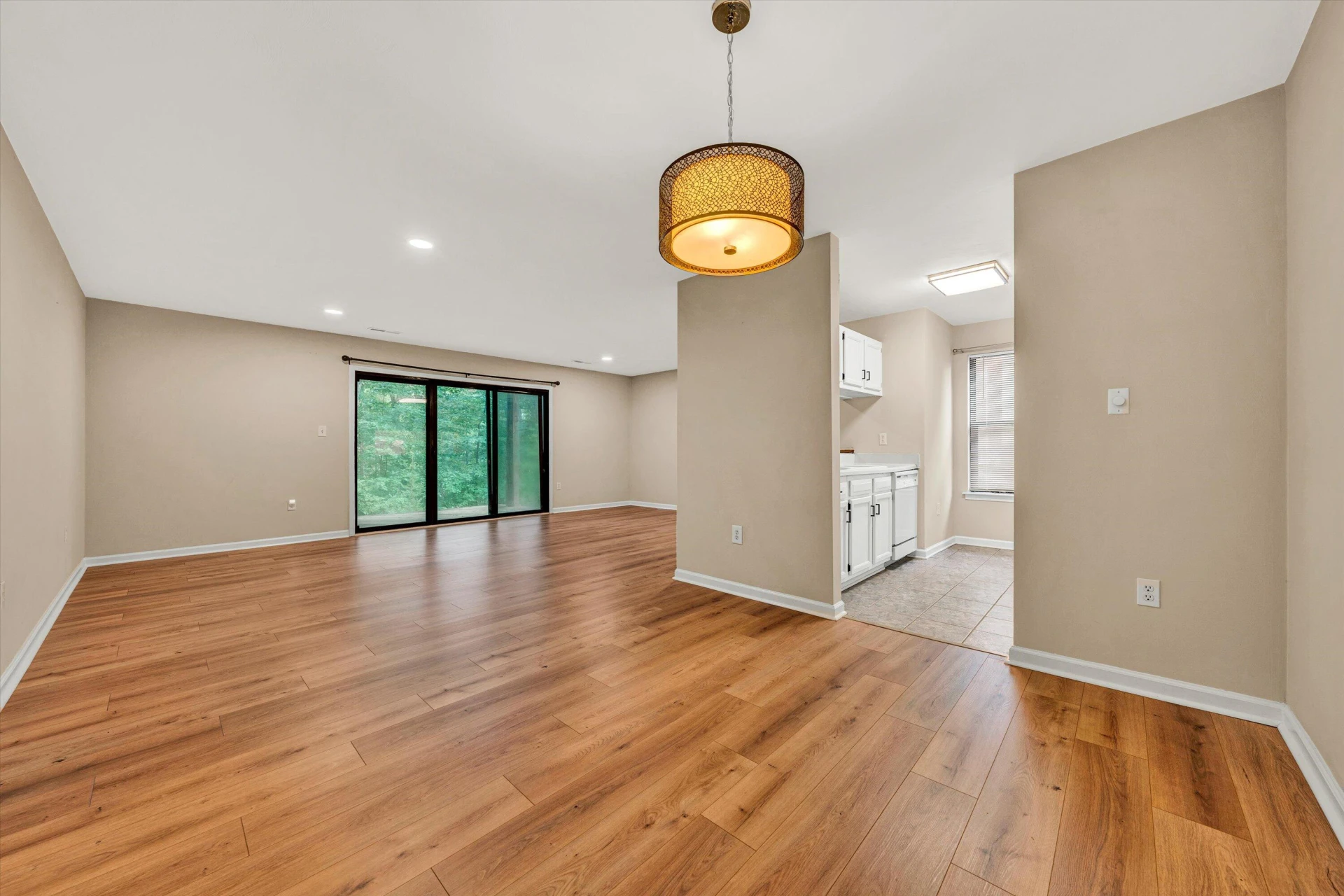 3361 Forest Ridge RD - Photo 6
