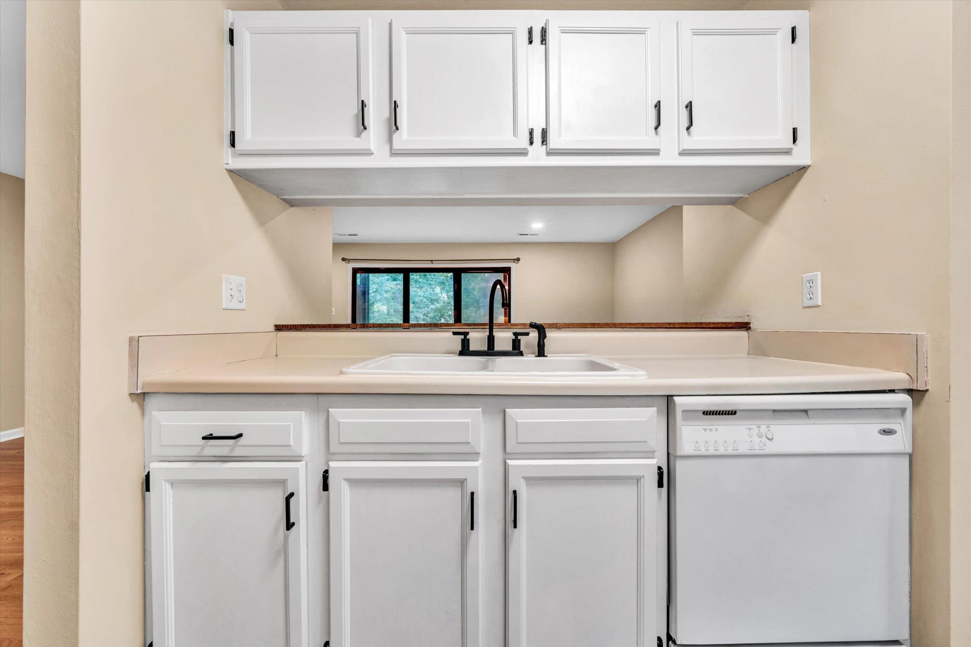 3361 Forest Ridge RD - Photo 8