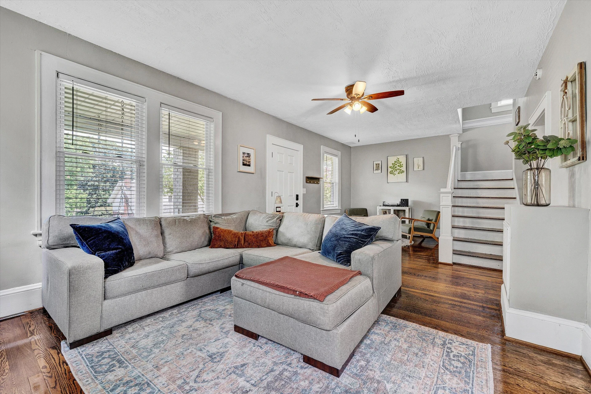 2120 Denniston AVE - Photo 8