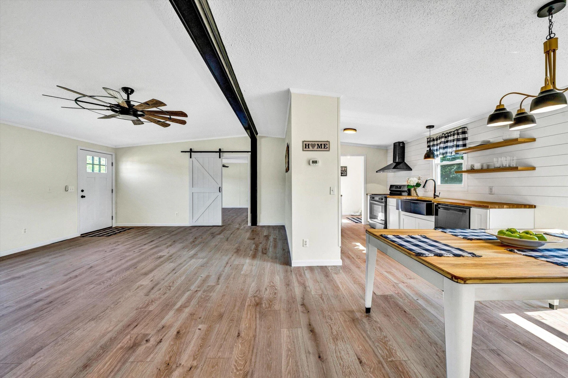 7810 Edwardsville RD - Photo 10