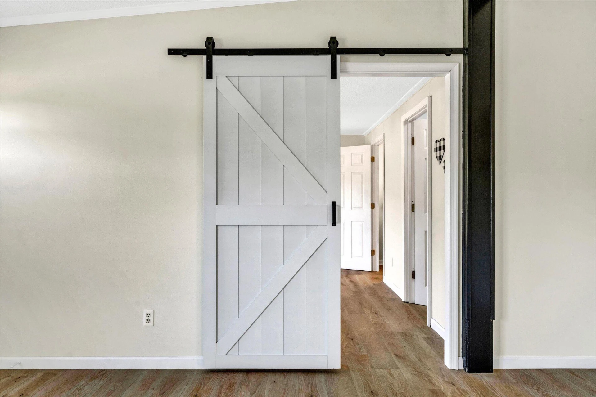 7810 Edwardsville RD - Photo 20